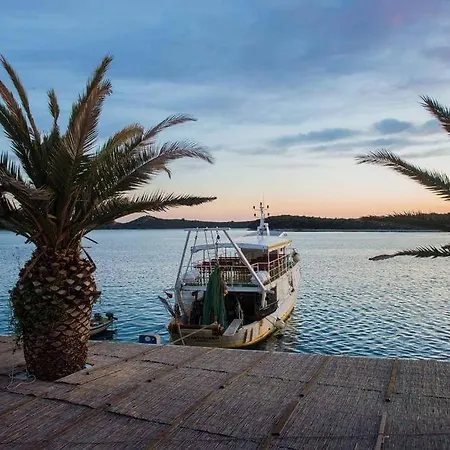 Cezar2 Rogoznica (Sibenik-Knin)