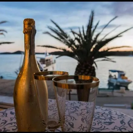 Cezar2 Rogoznica (Sibenik-Knin)