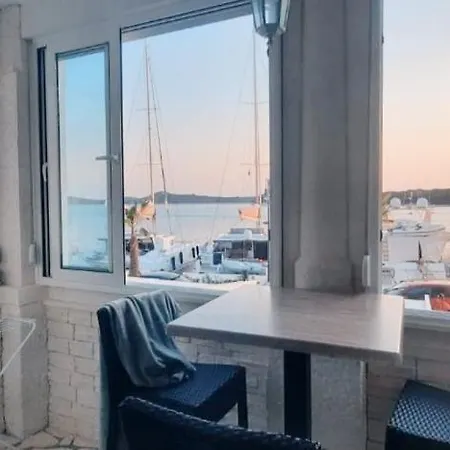 Cezar2 Apartmán Rogoznica (Sibenik-Knin)