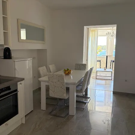 Cezar2 Apartment Rogoznica (Sibenik-Knin)