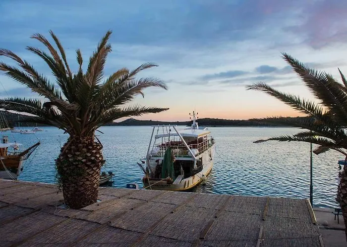 Cezar2 Rogoznica (Sibenik-Knin)