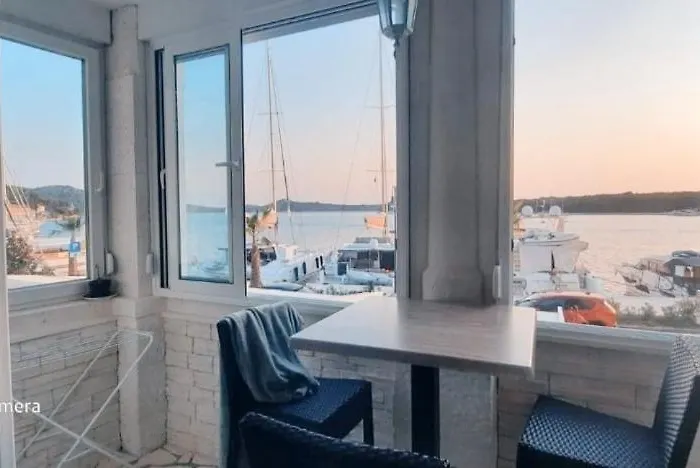 Cezar2 Apartman Rogoznica (Sibenik-Knin)